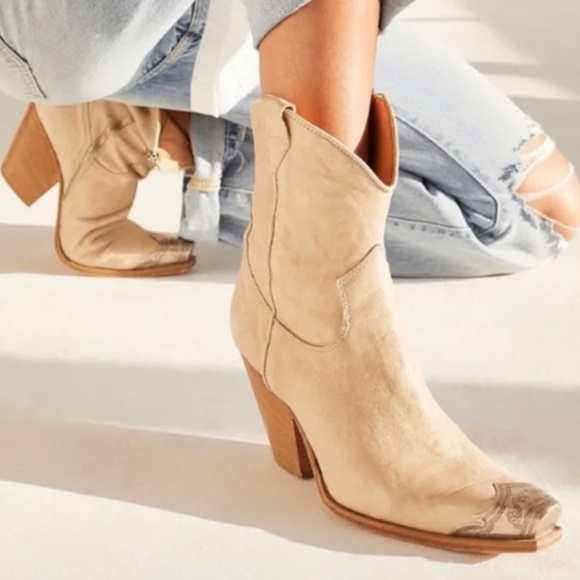 Free People Shoes - Free People Brayden Western boots Cowboy